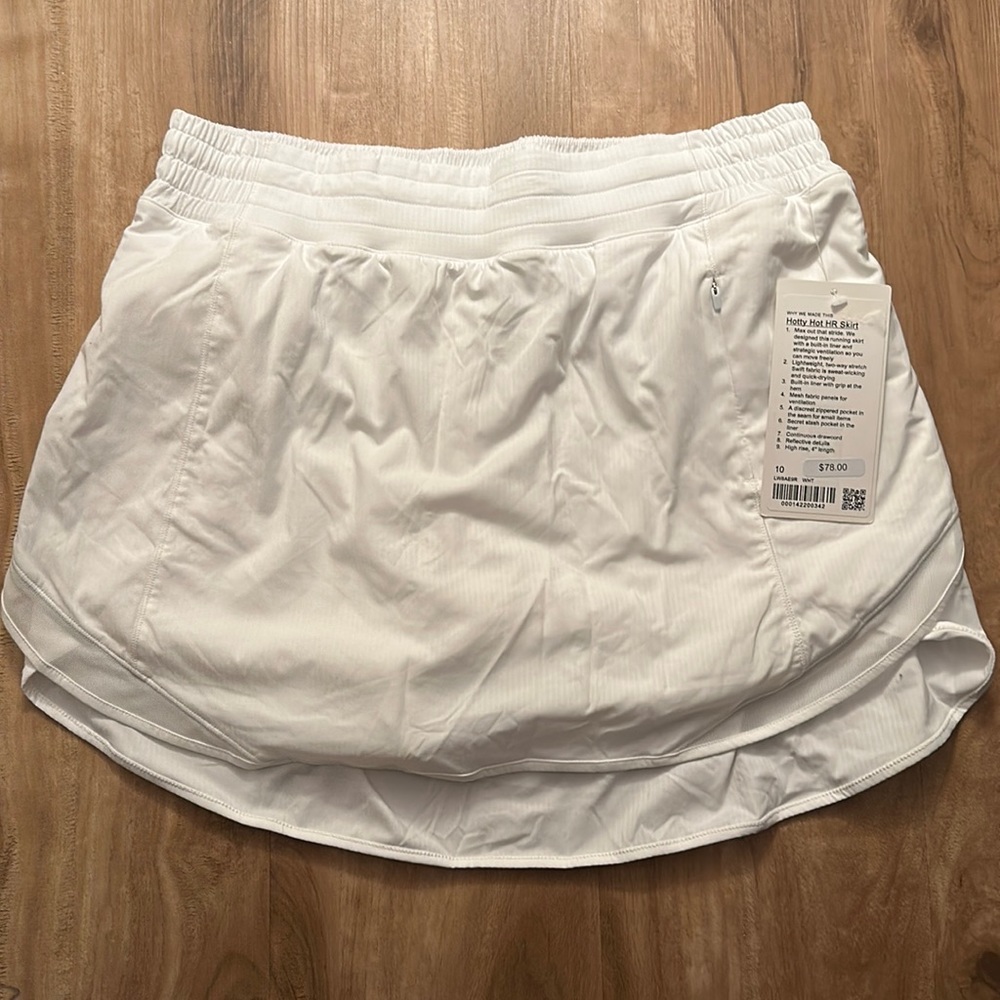 Lululemon | Hotty Hot HR skirt | Size 10 NWT